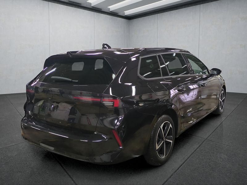 Gebraucht Opel Astra 131 PS (96 kW) 2025 Schwarz Kombi