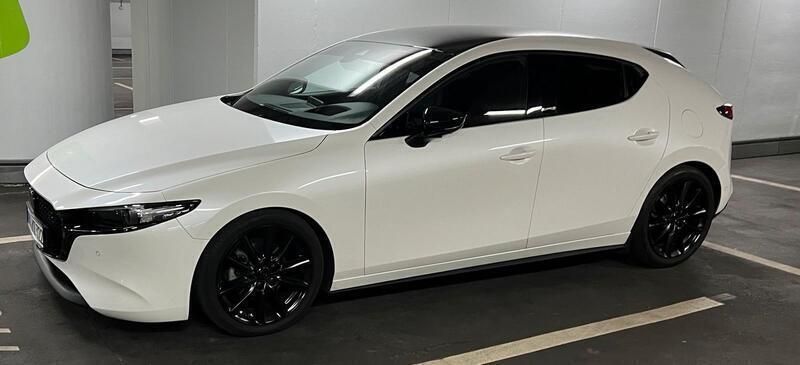 Weiß Gebraucht 2020 Mazda 3 Selection Limousine | 19.999 € (Guter Preis) - Bild 1/2