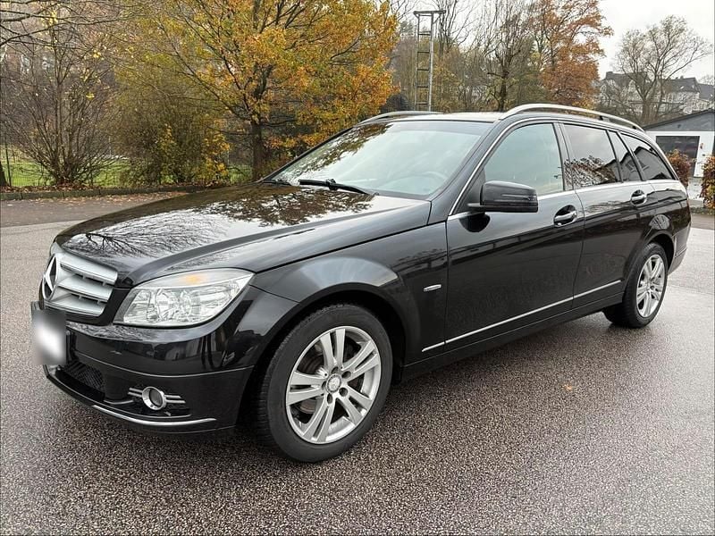 Gebraucht Mercedes C180 156 PS (114 kW) 2010 Schwarz Kombi