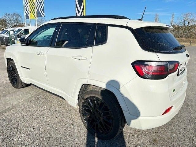 Gebraucht Jeep Compass Altitude 131 PS (96 kW) 2024 Weiß SUV