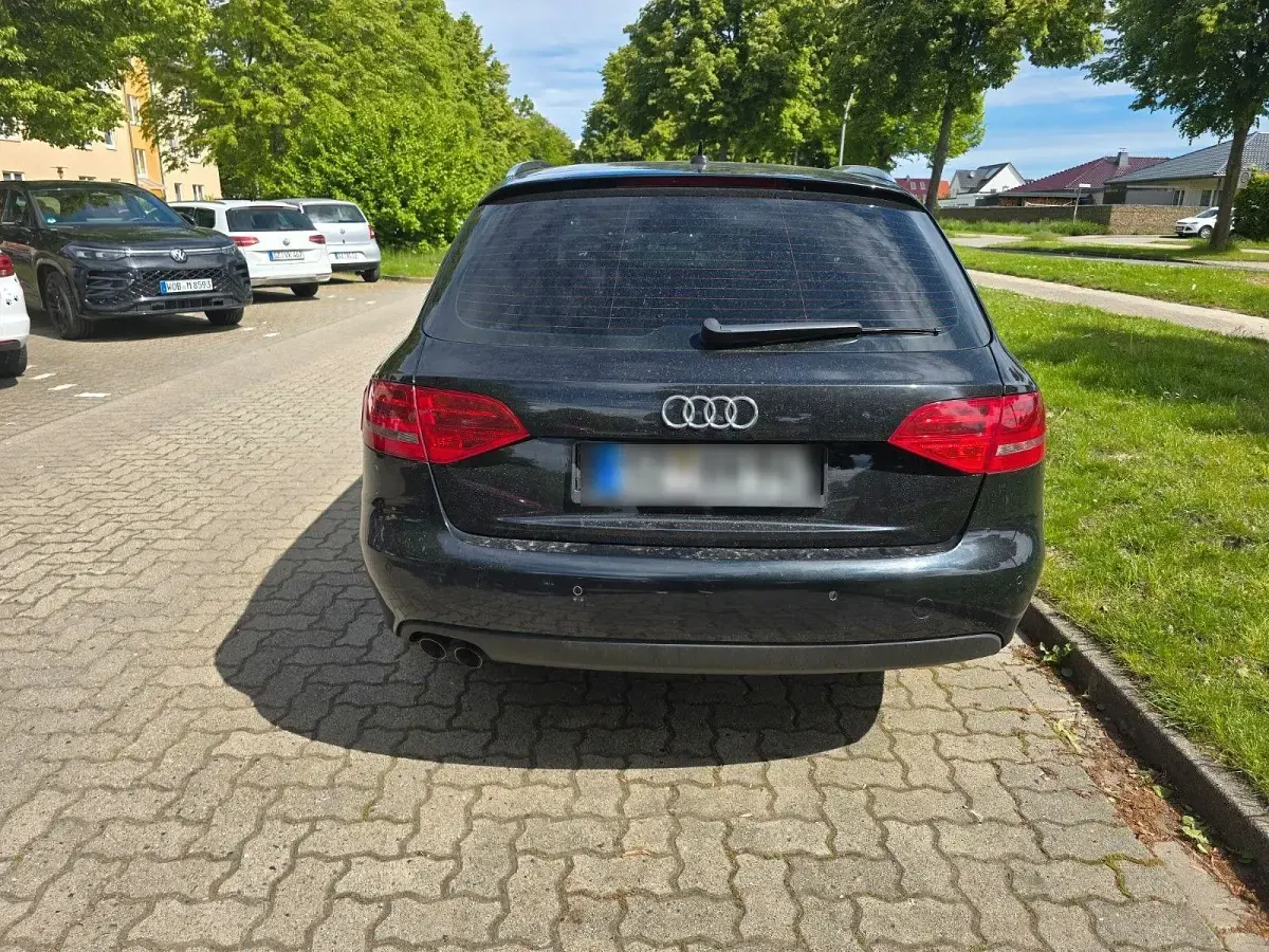 Gebraucht Audi A4 Ambiente 143 PS (105 kW) 2008 Schwarz Kombi