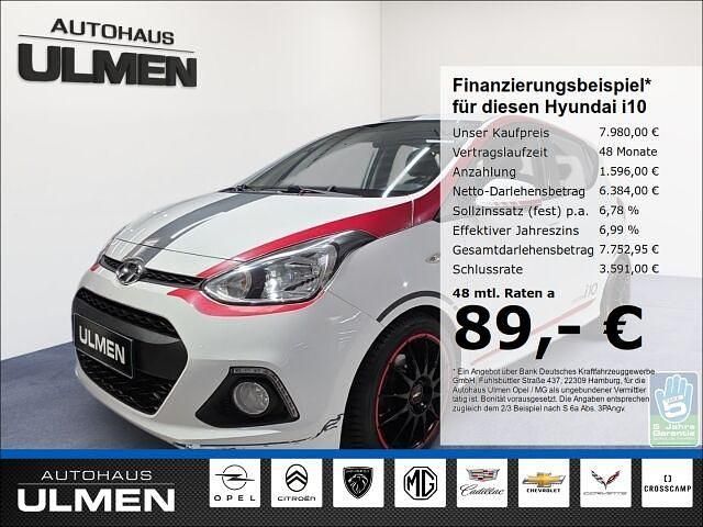 Weiss Gebraucht 2015 Hyundai i10 Sport Kleinwagen | 7.980 € (Fairer Preis) - Bild 1/4