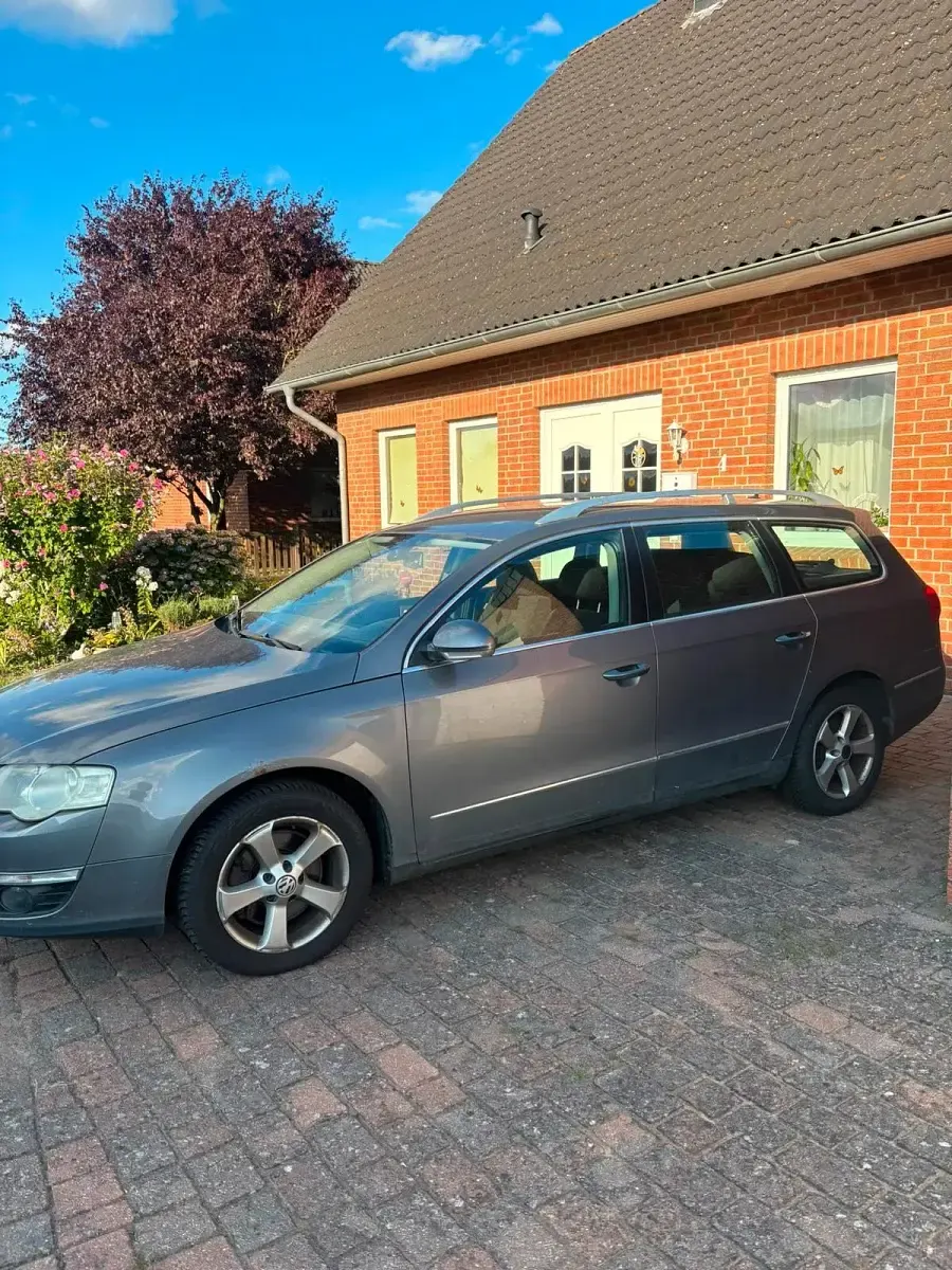 Gebraucht VW Passat 140 PS (102 kW) 2006 Braun Kombi