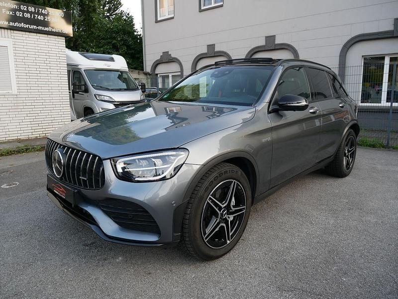 Selenitgrau metallic Gebraucht 2020 Mercedes GLC43 AMG AMG SUV | 45.950 € (Fairer Preis) - Bild 1/4