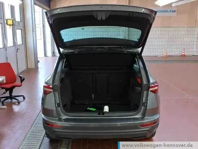 Gebraucht Skoda Karoq Ambition 150 PS (110 kW) 2023 Graphitegrau metallic SUV