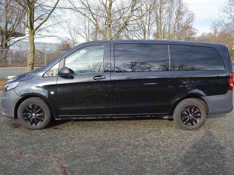 Gebraucht Mercedes Vito 163 PS (119 kW) 2017 Schwarz Van