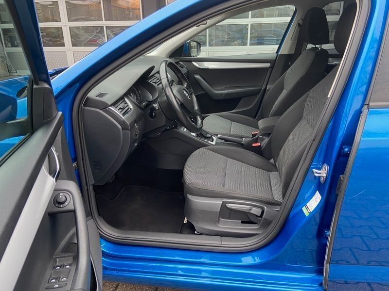 Gebraucht Skoda Octavia Active 105 PS (77 kW) 2015 Braun Limousine