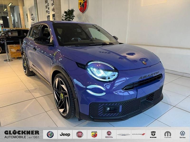 Neu Abarth 600e 206 kW (281 PS) 2025 Violett SUV