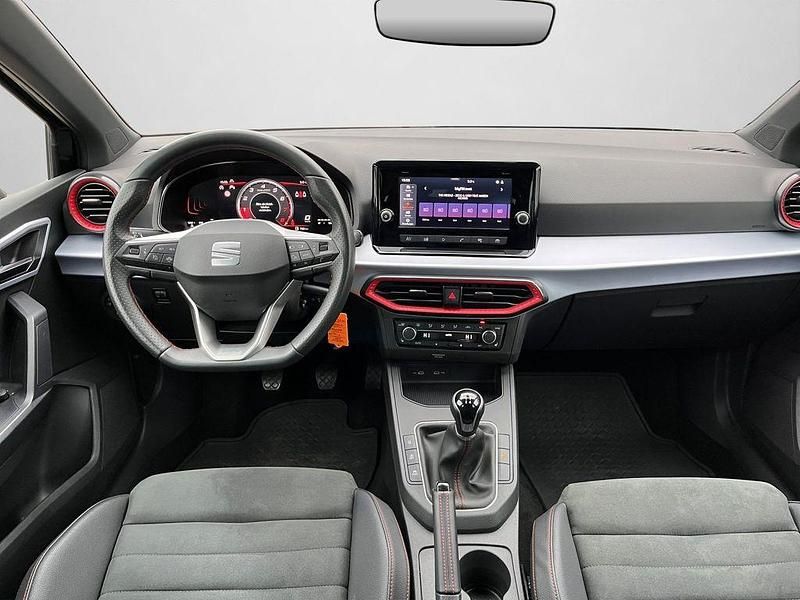 Gebraucht Seat Ibiza FR 95 PS (69 kW) 2025 Midnight schwarz metallic (metallic) Kleinwagen