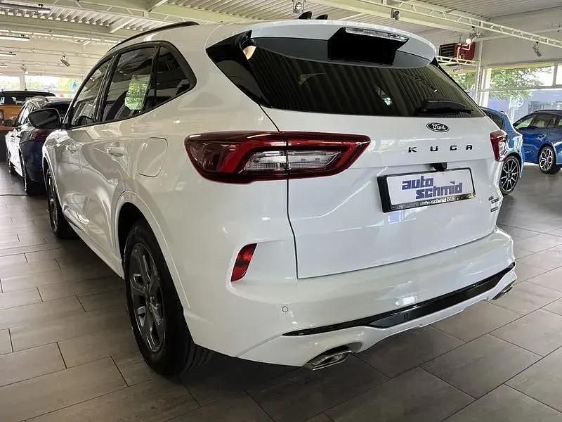 Gebraucht Ford Kuga ST-Line 179 PS (131 kW) 2025 Frostweiß SUV