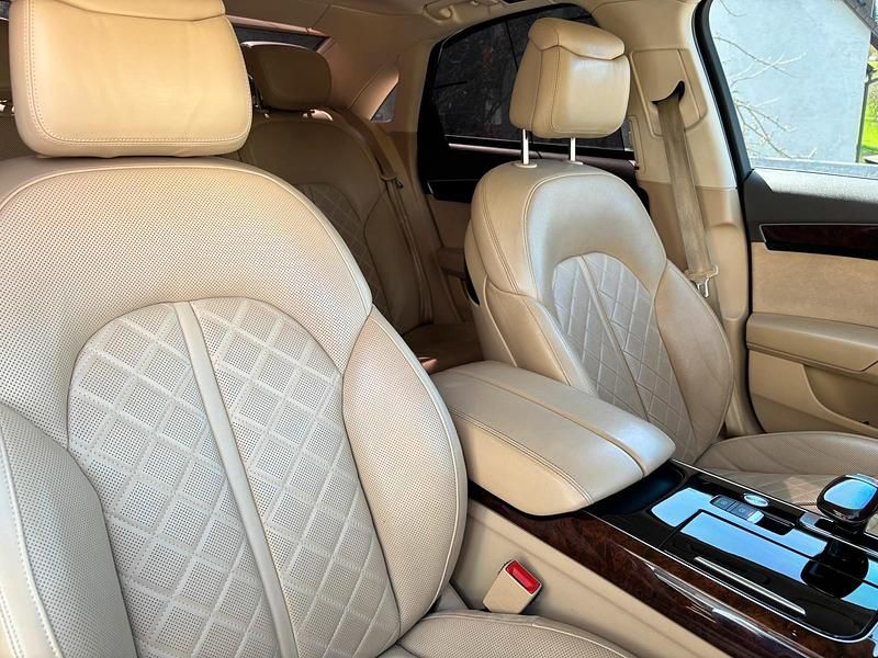 Second-hand Audi A8 290 CP (213 kW) 2012 Negru Berlinǎ