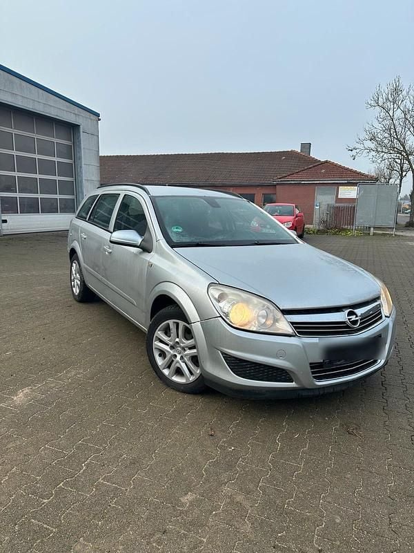 Gebraucht Opel Astra 110 PS (80 kW) 2008 Grau Kombi