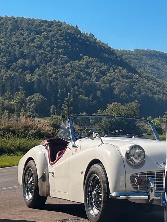 Gebraucht Triumph TR3 101 PS (74 kW) 1961 Weiß Cabrio