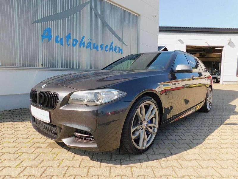 Sophistograu brillanteffekt me Gebraucht 2013 BMW 550 Kombi | 21.999 € (Fairer Preis) - Bild 1/4