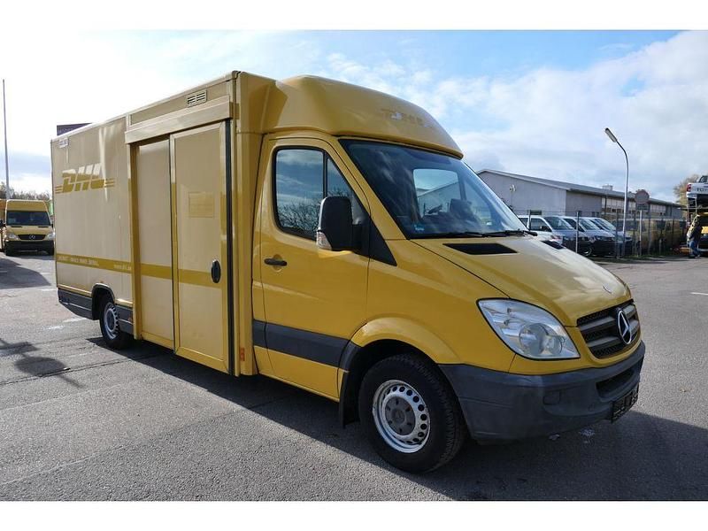 Gelb Gebraucht 2011 Mercedes Sprinter Van | 11.186 € (Fairer Preis) - Bild 1/4