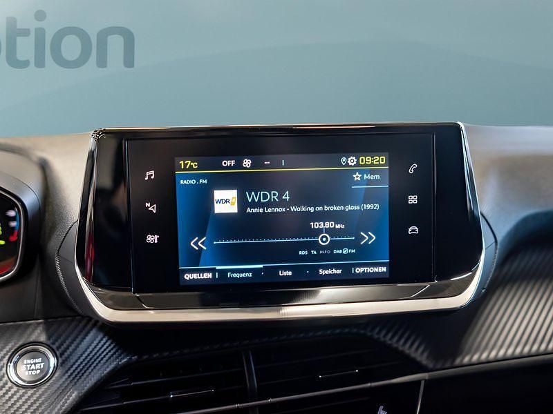 Gebraucht Peugeot e-2008 100 kW (136 PS) 2022 Schwarz SUV