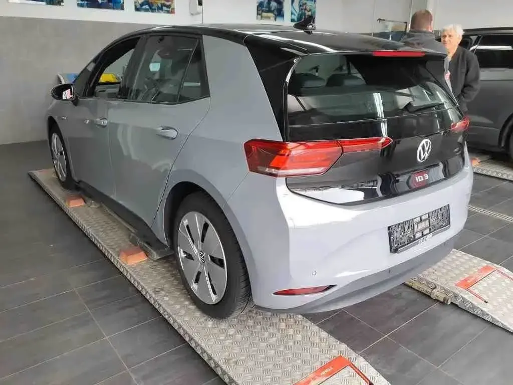 Second-hand VW ID.3 Pure 110 kW (150 CP) 2022 Gri Hatchback