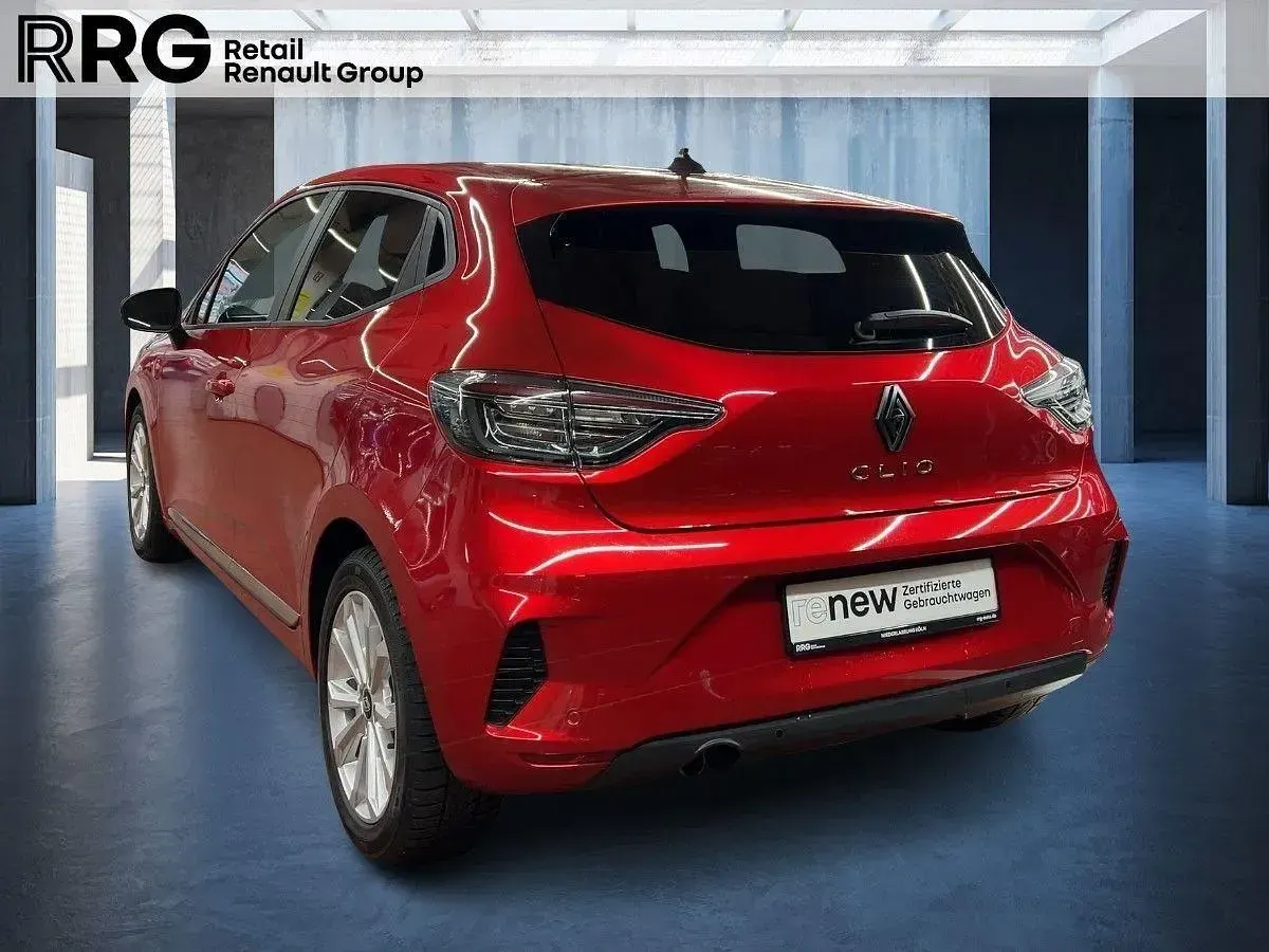 Gebraucht Renault Clio Evolution 101 PS (74 kW) 2023 Rot Kleinwagen