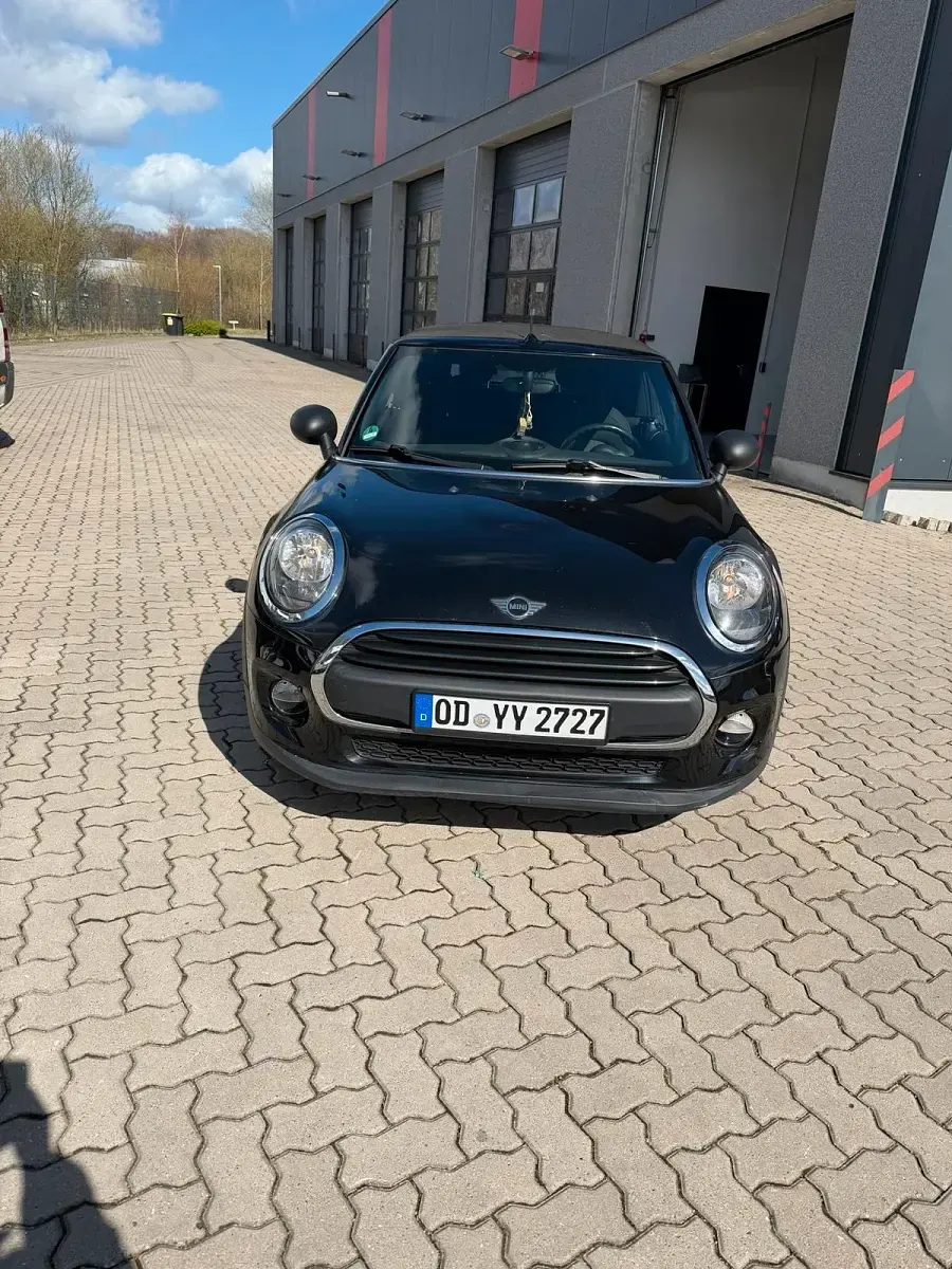 Occasion Mini One Cabriolet 102 PK (75 kW) 2019 Zwart Cabriolet