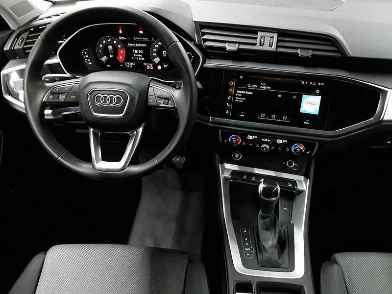 Gebraucht Audi Q3 Advanced 150 PS (110 kW) 2024 Blau SUV