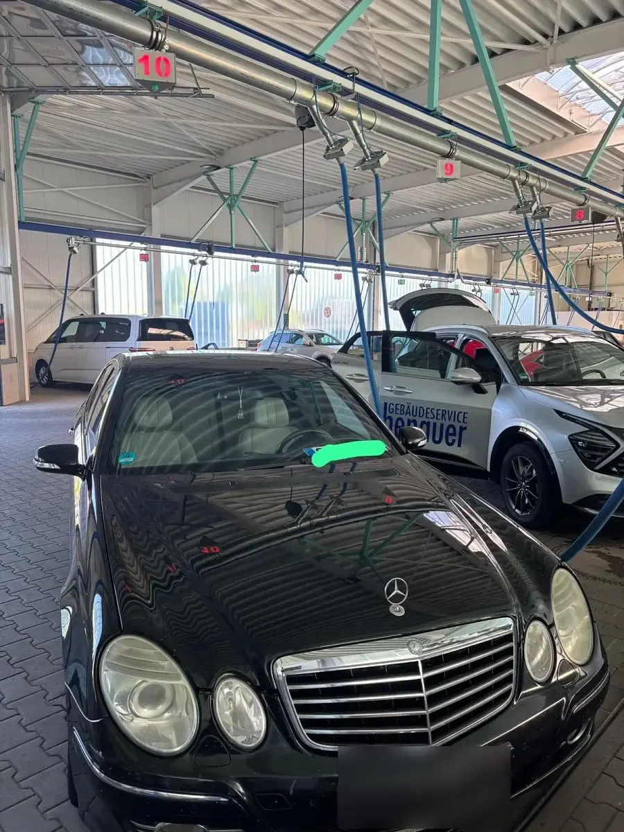 Gebraucht Mercedes E320 224 PS (164 kW) 2007 Schwarz Limousine