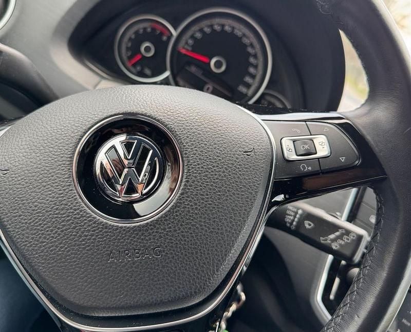 Gebraucht VW cross up! 75 PS (55 kW) 2018 Gold Kleinwagen