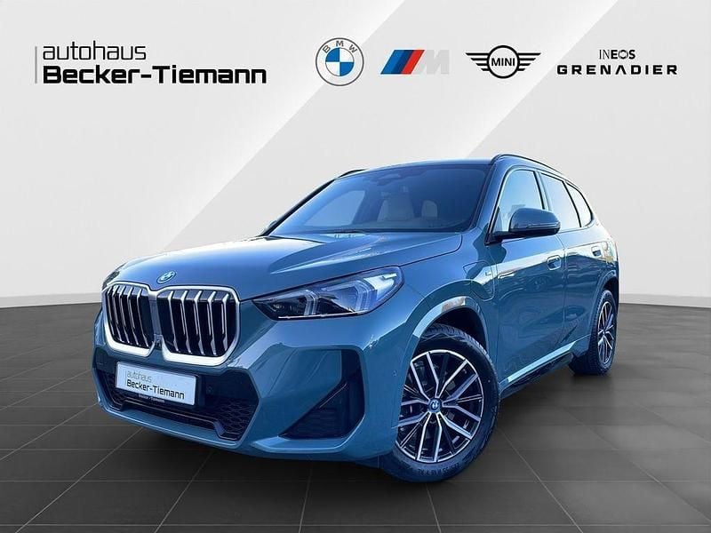 Cape york grün Gebraucht 2024 BMW X1 M Sport SUV | 45.602 € (Guter Preis) - Bild 1/4