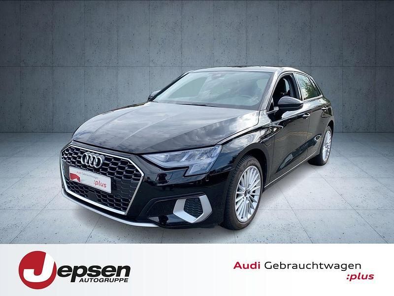 Brillantschwarz Gebraucht 2022 Audi A3 Sportback e-tron Advanced Plus Kleinwagen | 300.000 € - Bild 1/4