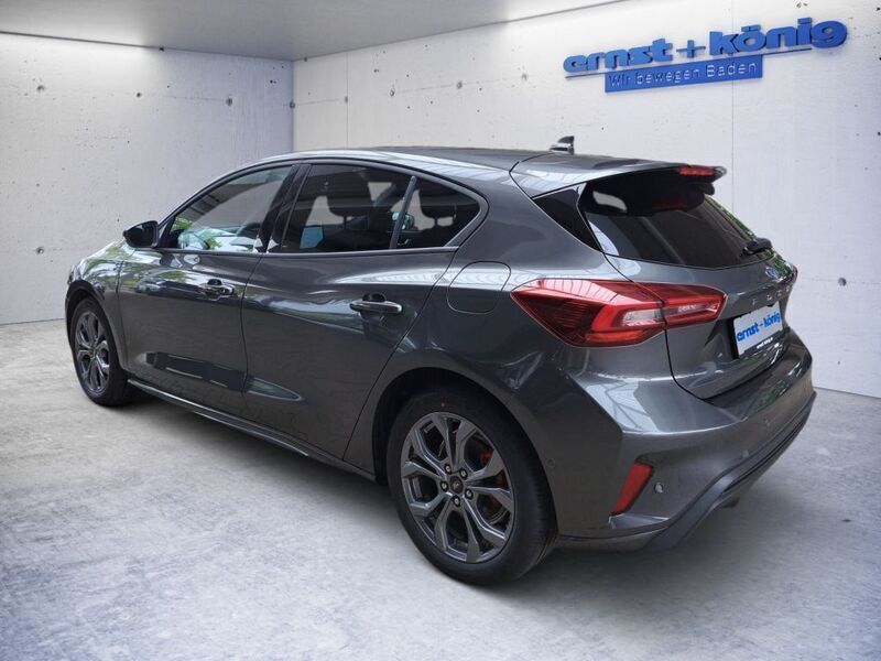 Gebraucht Ford Focus ST-Line 125 PS (91 kW) 2025 Magnetic metallic Limousine