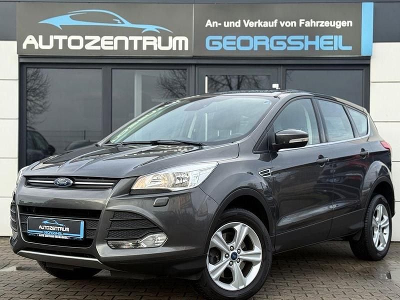 Grau Gebraucht 2016 Ford Kuga SYNC Edition SUV | 14.999 € (Fairer Preis) - Bild 1/4