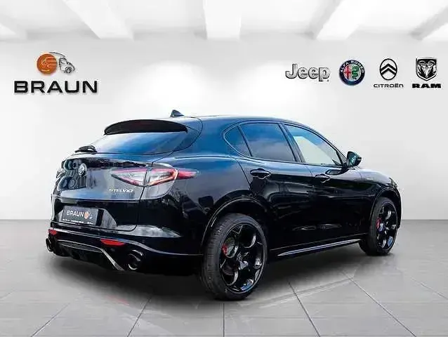Neu Alfa Romeo Stelvio Veloce 280 PS (205 kW) 2025 Nero vulcano SUV