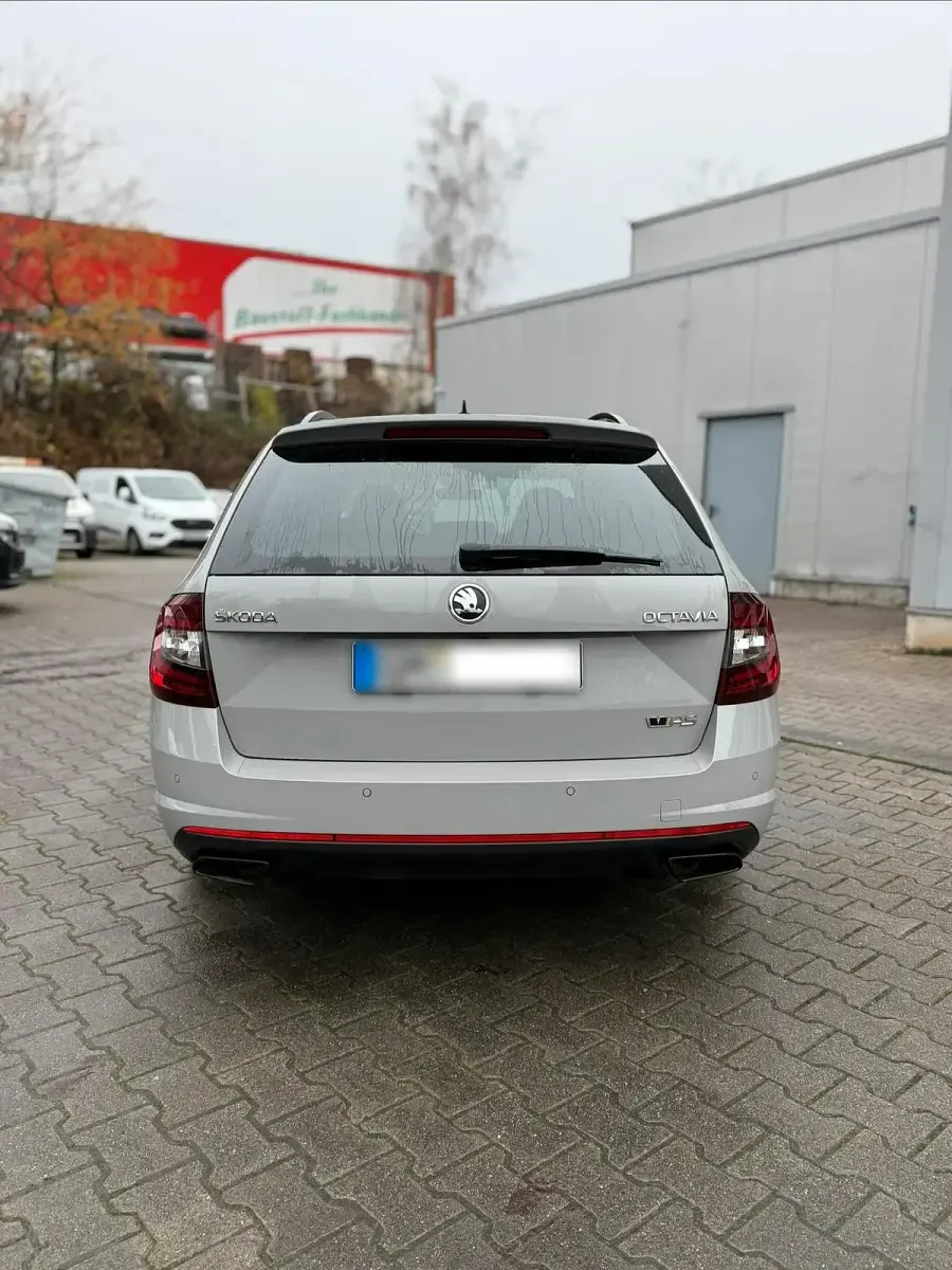 Gebraucht Skoda Octavia RS 245 PS (180 kW) 2020 Grau Kombi