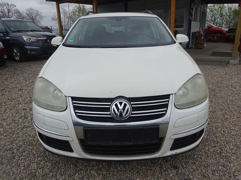 Gebraucht VW Golf V Comfortline 105 PS (77 kW) 2007 Campanellaweiss Kombi