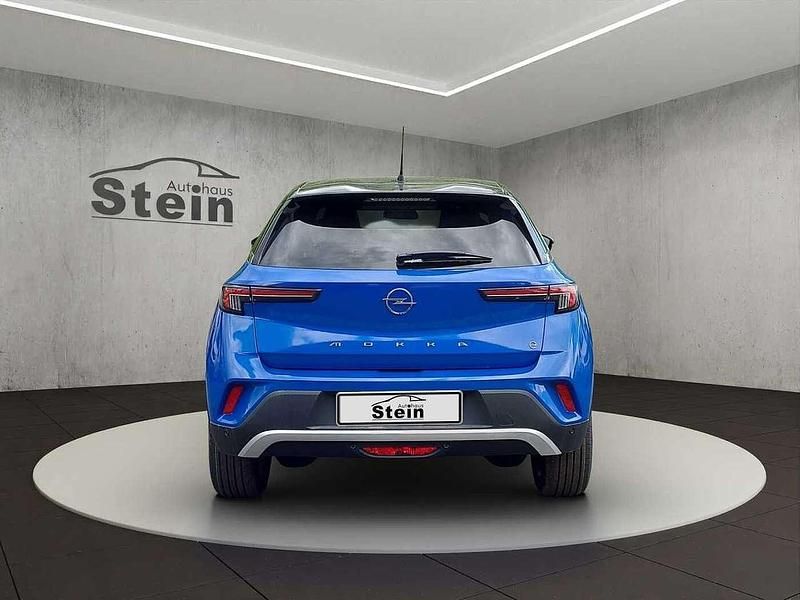 Gebraucht Opel Mokka-e Ultimate 100 kW (136 PS) 2024 Voltaik blau (metallic) SUV