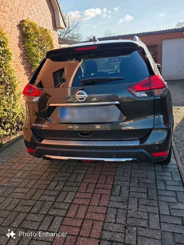 Gebraucht Nissan X-Trail Tekna 177 PS (130 kW) 2018 Grün SUV