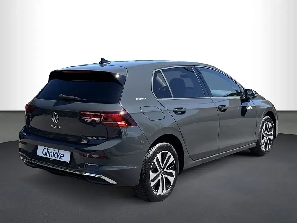 Gebraucht VW Golf VIII 116 PS (85 kW) 2026 Uranograu Limousine