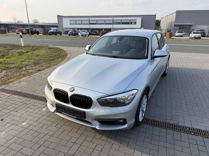 Gebraucht BMW 116 Advantage 116 PS (85 kW) 2019 Silber Kleinwagen