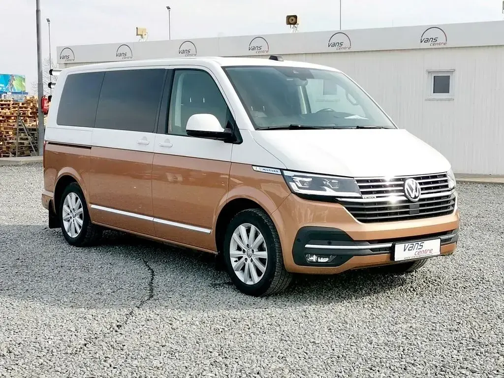 Gebraucht VW Multivan 204 PS (150 kW) 2023 Braun Van / Kleinbus