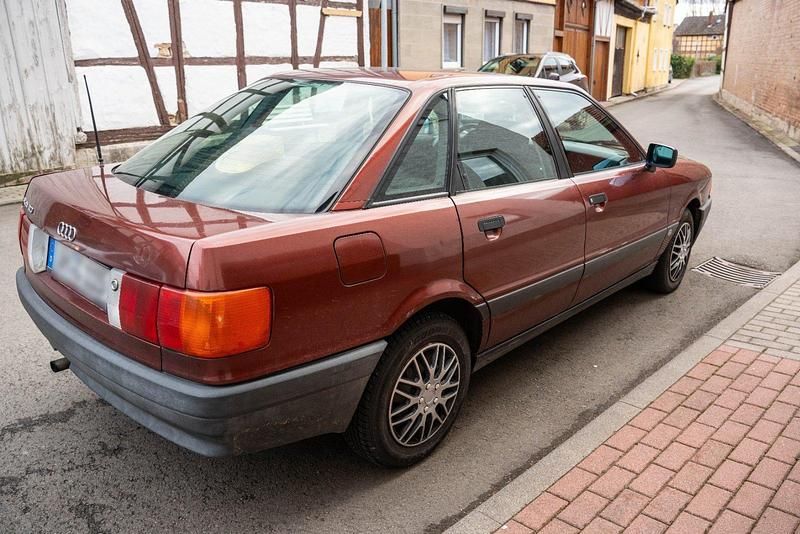 Rot Gebraucht 1991 Audi 80 Limousine | 1.800 € - Bild 1/4