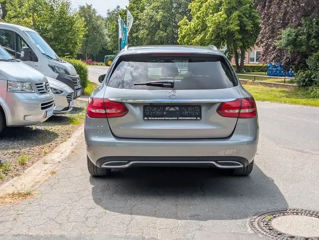 Gebraucht Mercedes C220 170 PS (125 kW) 2015 Silber Kombi