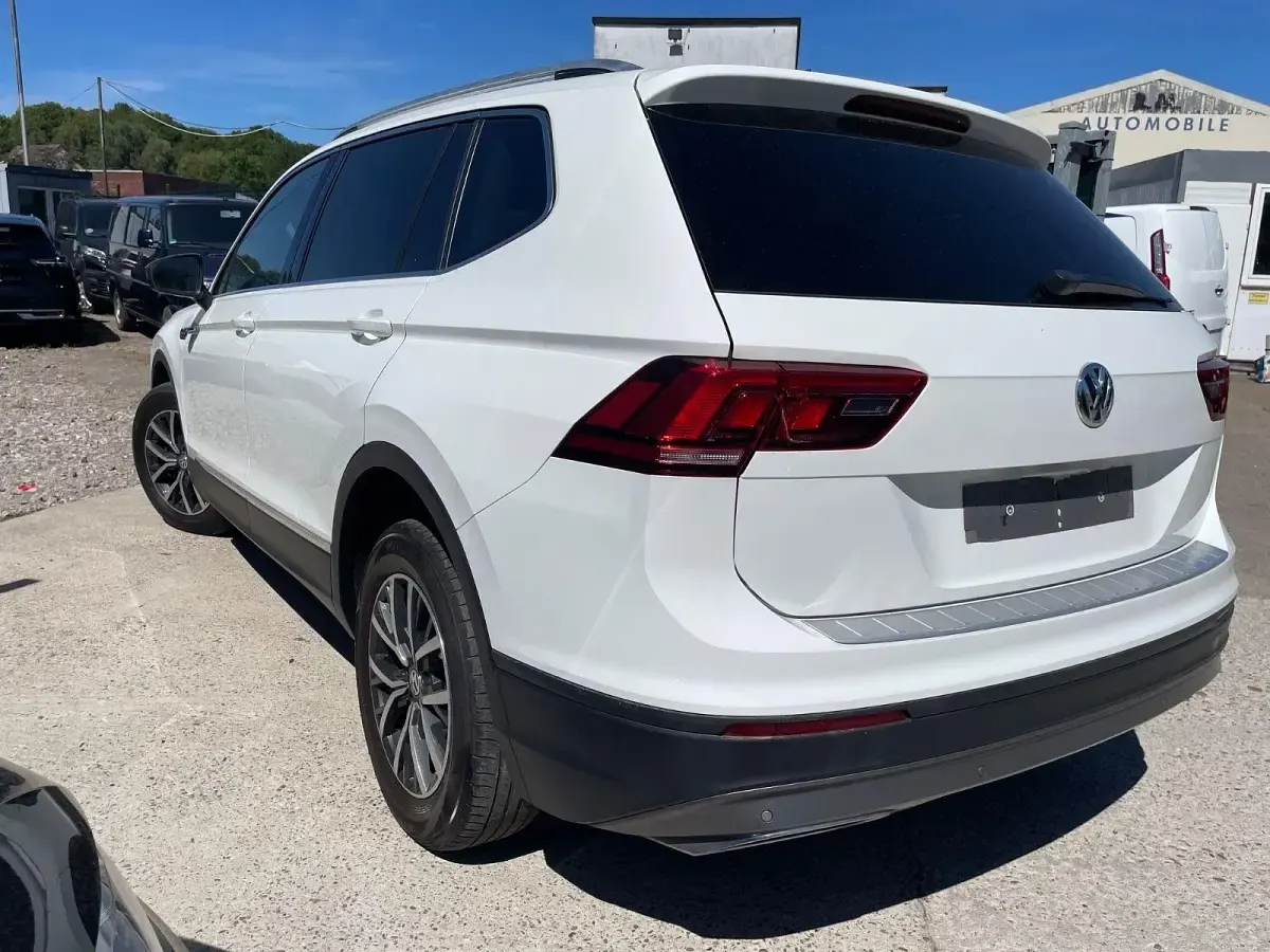 Gebraucht VW Tiguan Allspace Comfortline 150 PS (110 kW) 2018 Weiß SUV