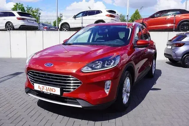 Gebraucht Ford Kuga 150 PS (110 kW) 2020 Rot SUV