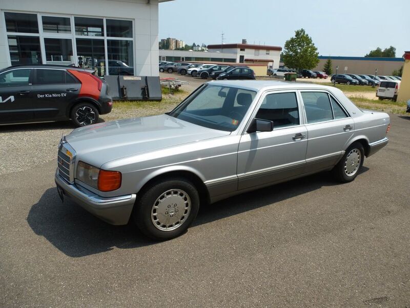 Silber Gebraucht 1989 Mercedes 420 SE Limousine | 21.750 € - Bild 1/4