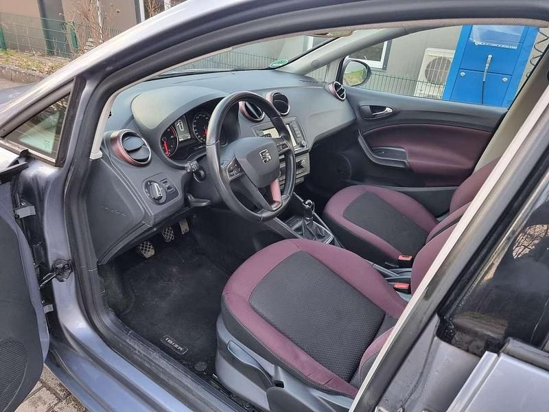 Gebraucht Seat Ibiza Style 90 PS (66 kW) 2015 Silber Kleinwagen