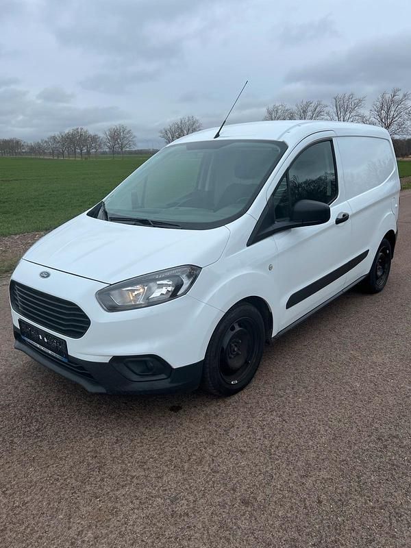 Gebraucht Ford Transit 101 PS (74 kW) 2021 Weiß Van / Kleinbus