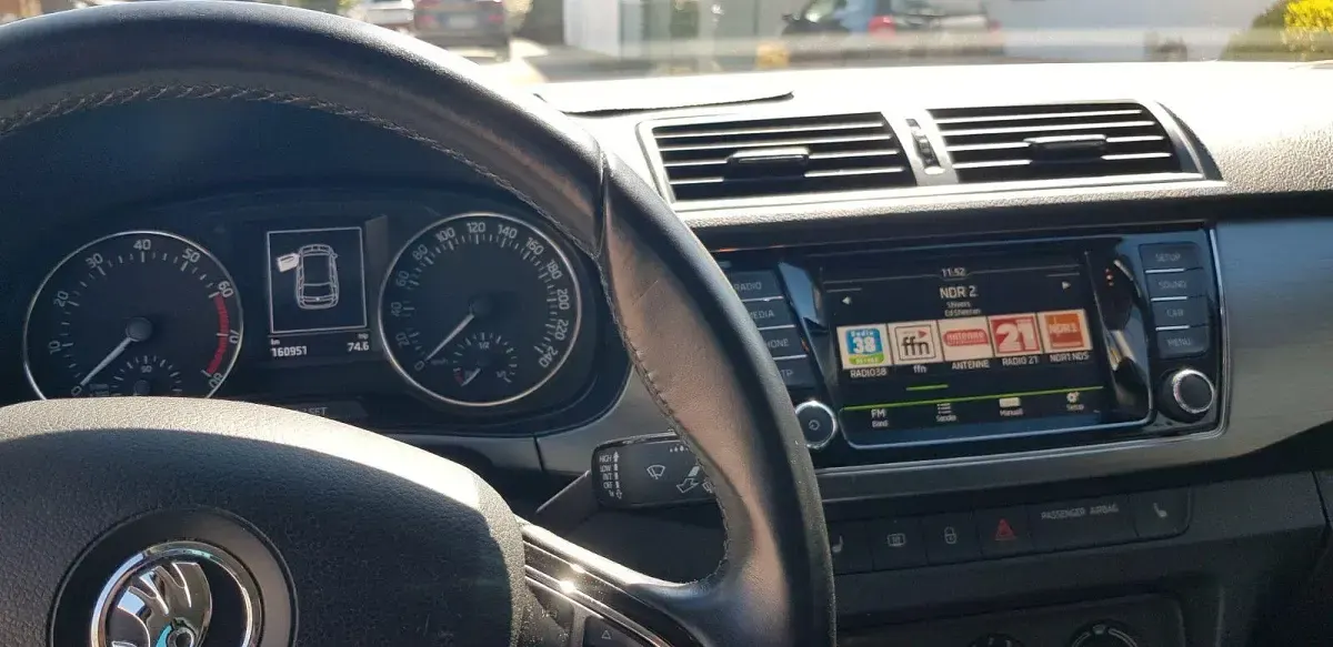 Gebraucht Skoda Fabia Style 110 PS (80 kW) 2015 Gelb Kombi