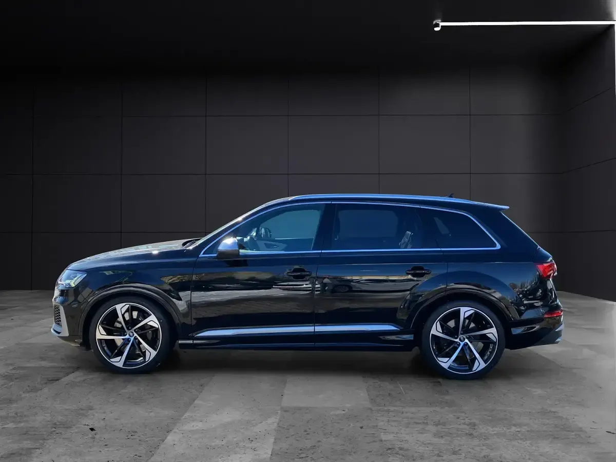Gebraucht Audi SQ7 Ambiente 435 PS (319 kW) 2020 Orcaschwarz metallic SUV