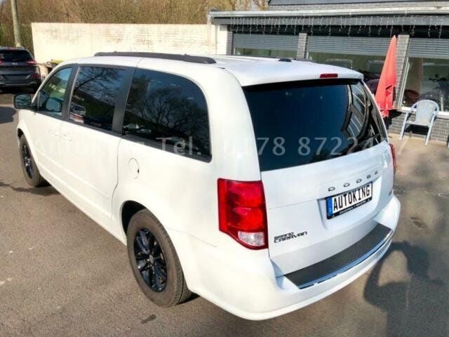 Gebraucht Dodge Grand Caravan 287 PS (211 kW) 2016 Weiß Van / Kleinbus