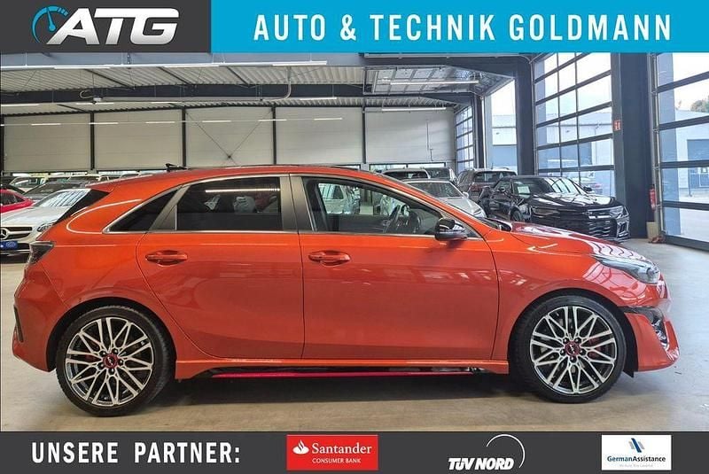 Orange fusion Gebraucht 2023 Kia Ceed GT Limousine | 31.490 € (Fairer Preis) - Bild 1/4
