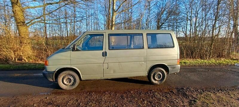Grün Gebraucht 1999 VW T4 Van | 4.700 € - Bild 1/4